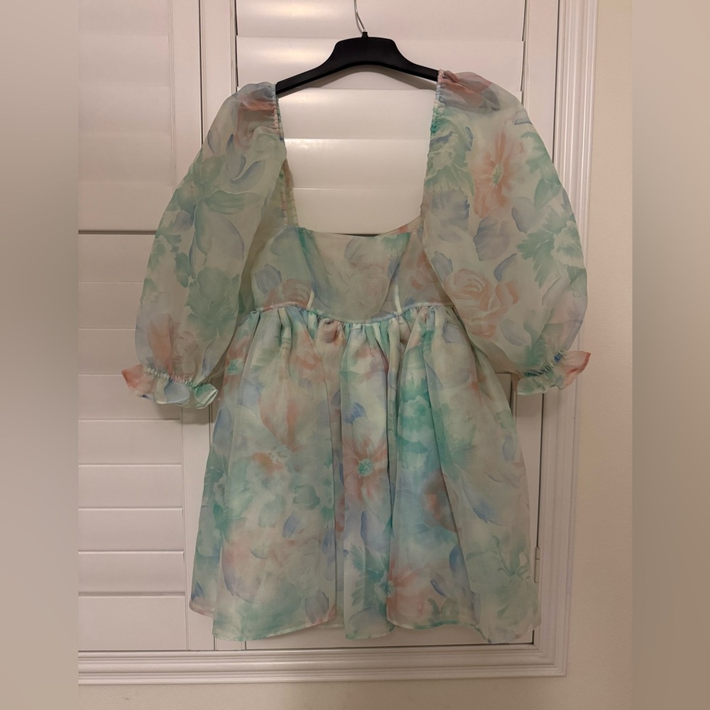 Selkie Puff dress in Miami Sofa - Picture 3 of 4